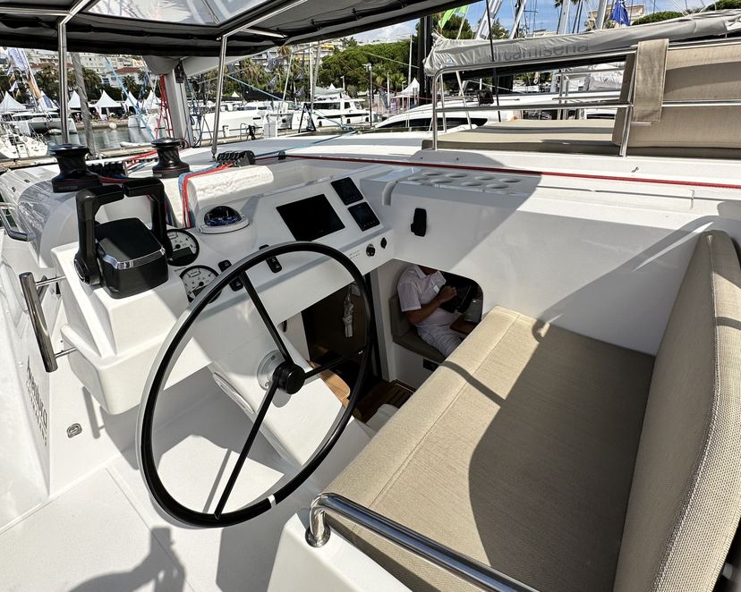 Aventura Catamarans 37 YaMas