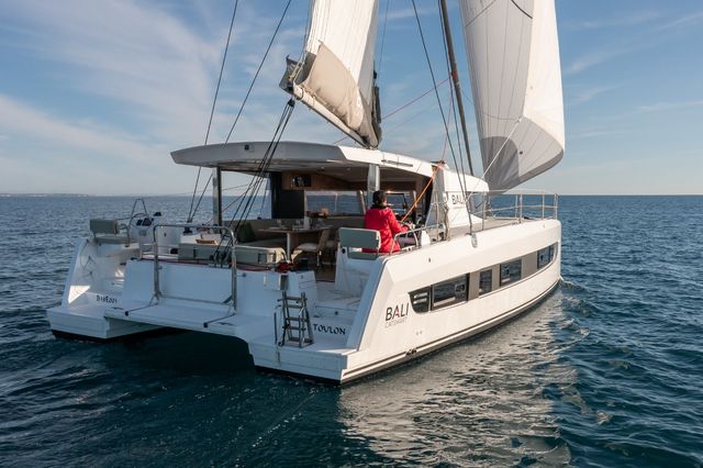 Bali Catamarans CATSMART MUMUKATA