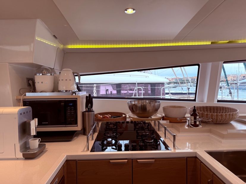 Bali Catamarans 5.4 GALOE