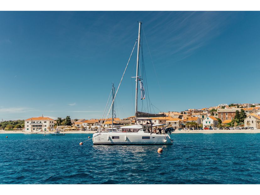 Lagoon 42 AMELIA