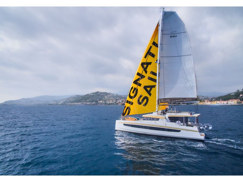 Bali Catamarans 5.4 GALOE