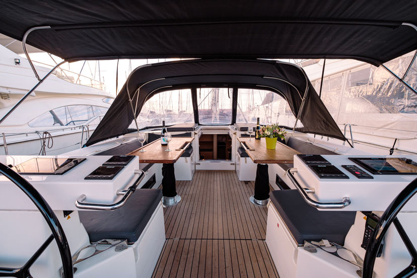 Bavaria Yachtbau 57 Ghost