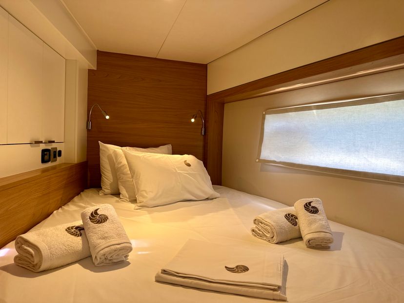 Bali Catamarans 4.2 Sofia II