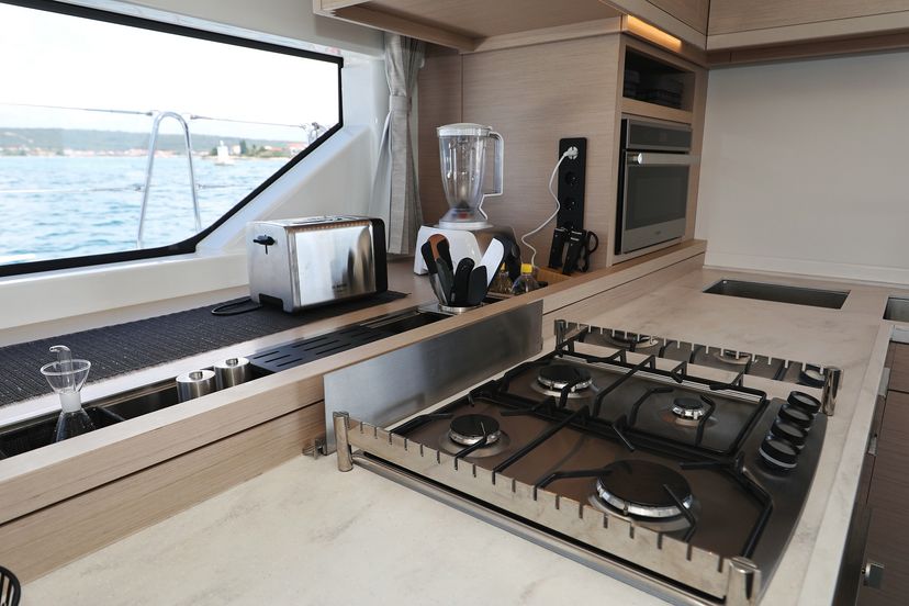 Lagoon 55 NOMAD