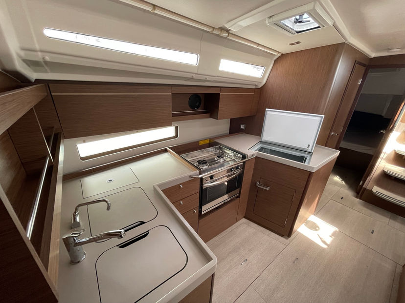 Beneteau 40 LOL