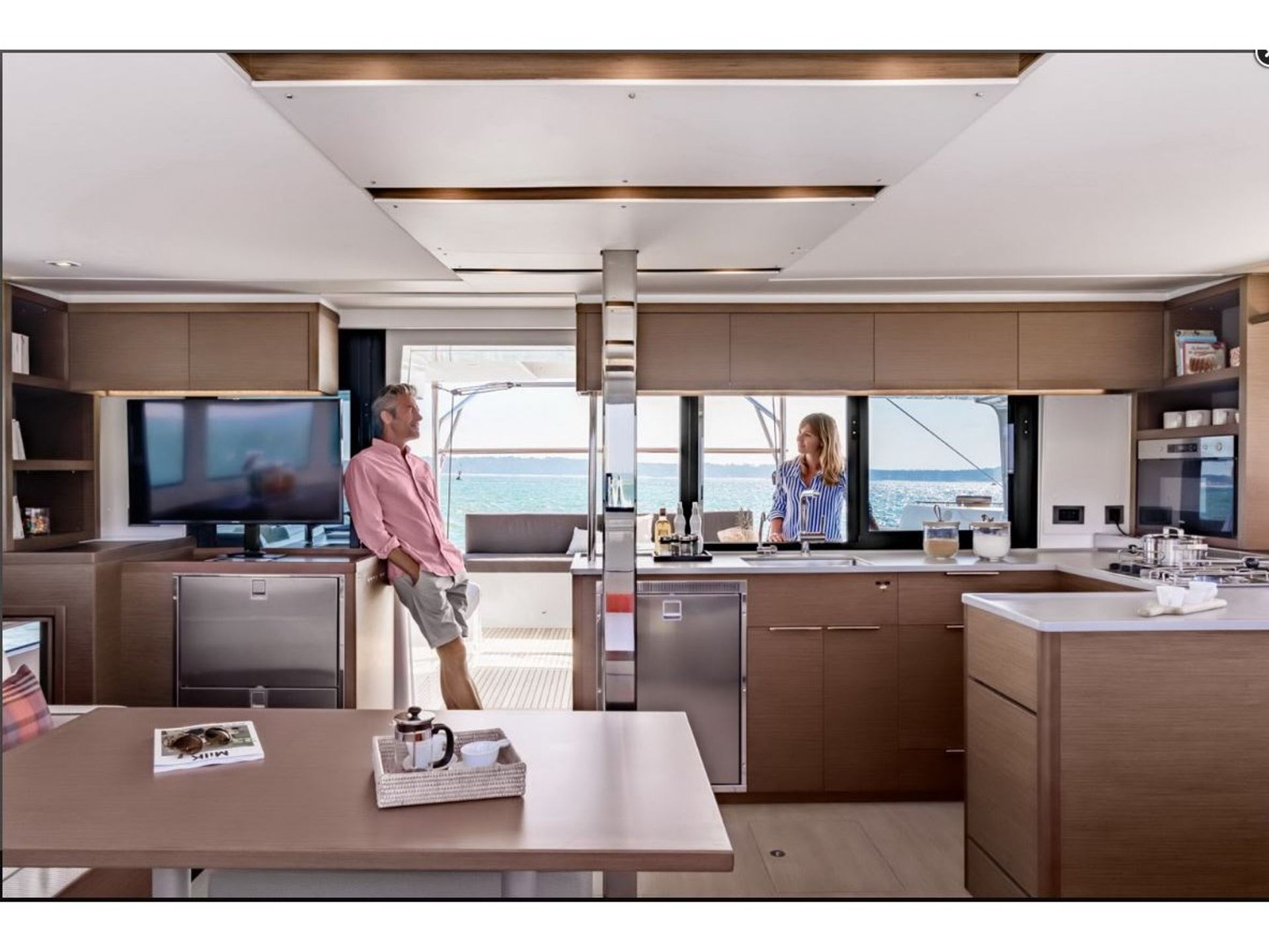 5035641065302792_L46_Interior.JPG