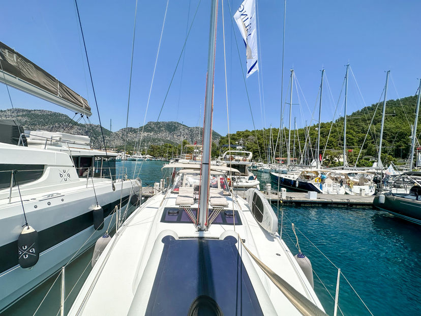 Dufour Yachts 43 Brahms