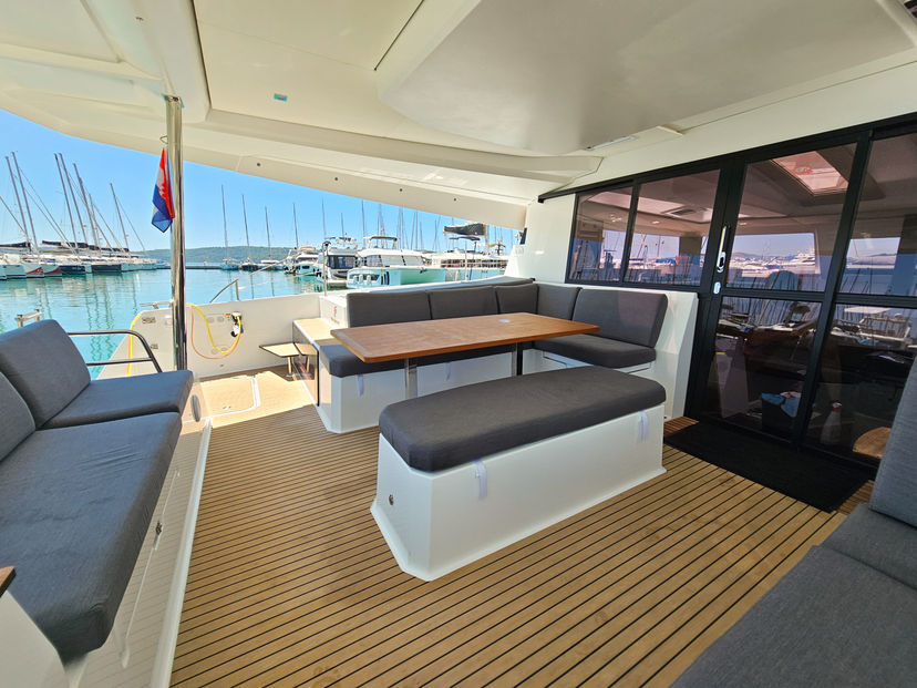 Fountaine Pajot 45 Marina