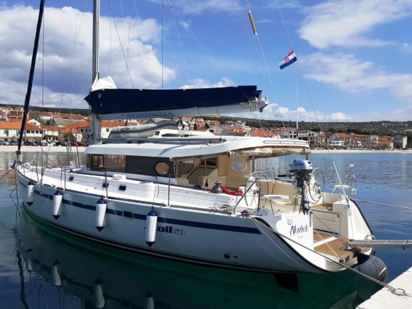 Dufour Yachts ATOLL 6 The Big One Two