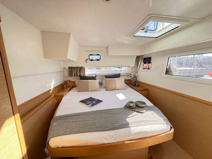 Lagoon 42 Genista II