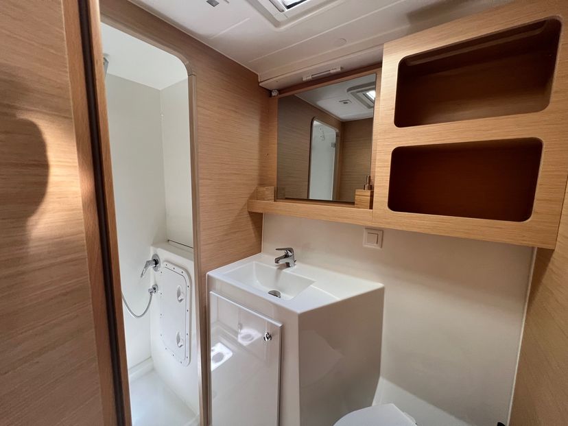 Lagoon 42 Genista II