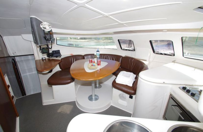 Fountaine Pajot 38 LaPerla