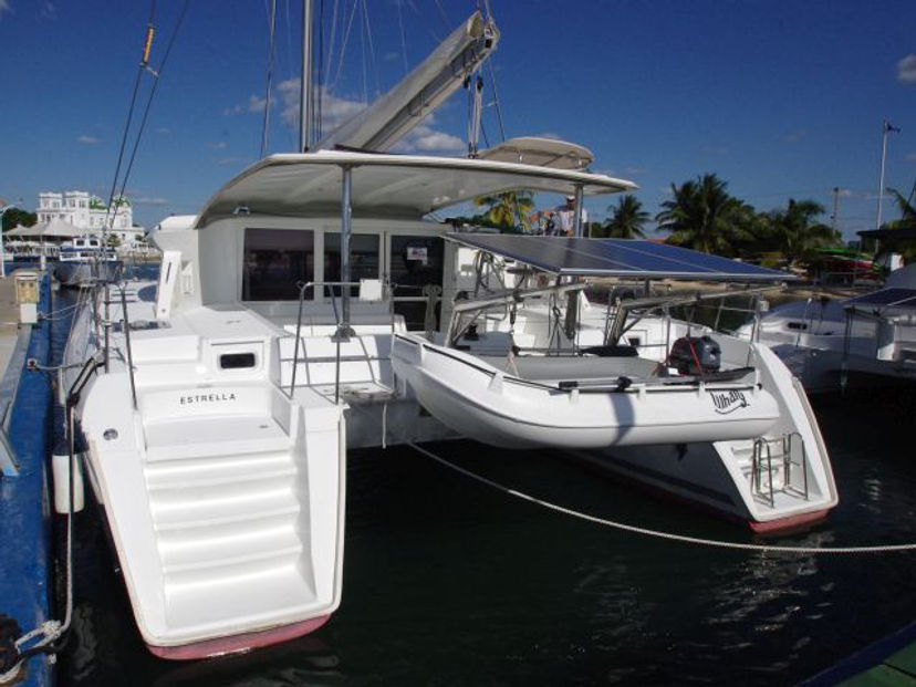 Lagoon 42 Estrella