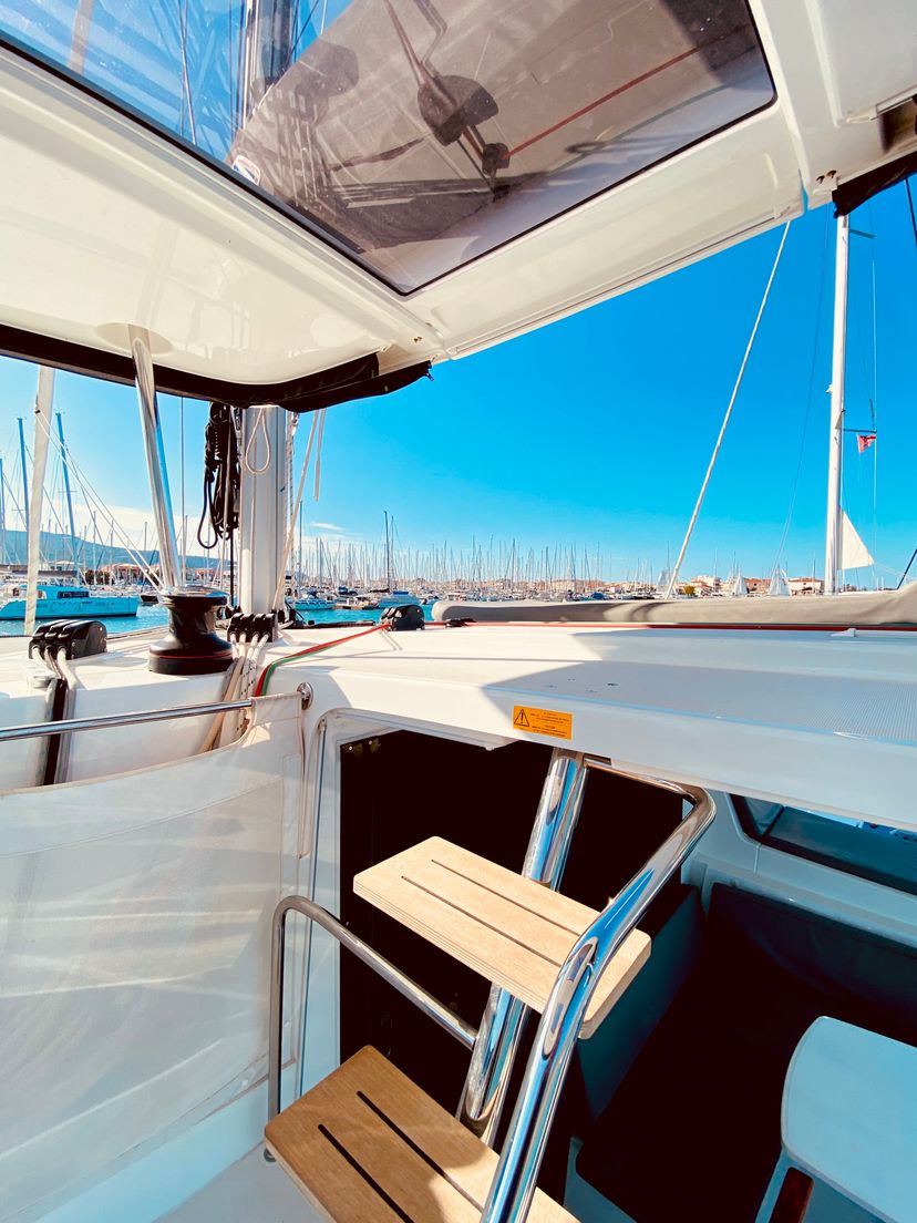 Lagoon 42 Katerina (Pax 12)