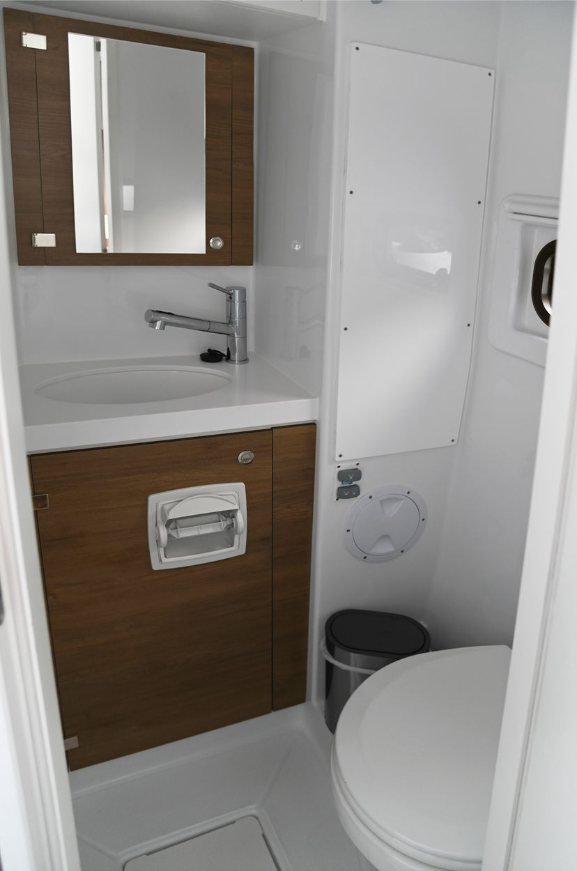 Bali Catamarans 4.6 Enma
