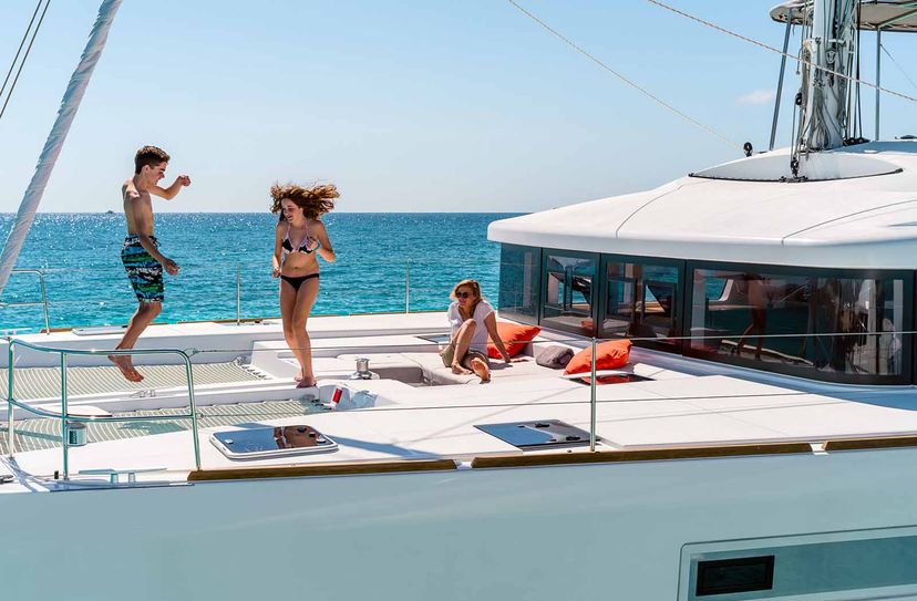 Lagoon 52 Queen of Hearts (A/C - Generator - Refit 2022)