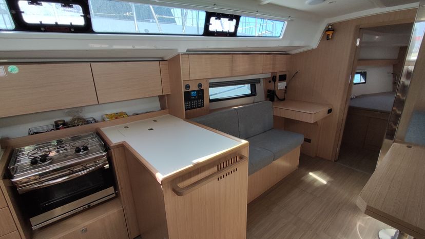 Bavaria Yachtbau C42 Celestia