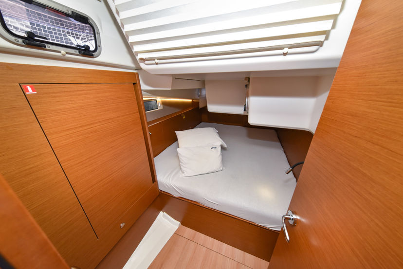 Jeanneau 49 Swannabe
