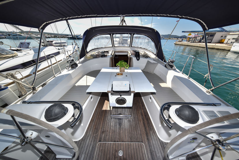 Bavaria Yachtbau 45 Controvento