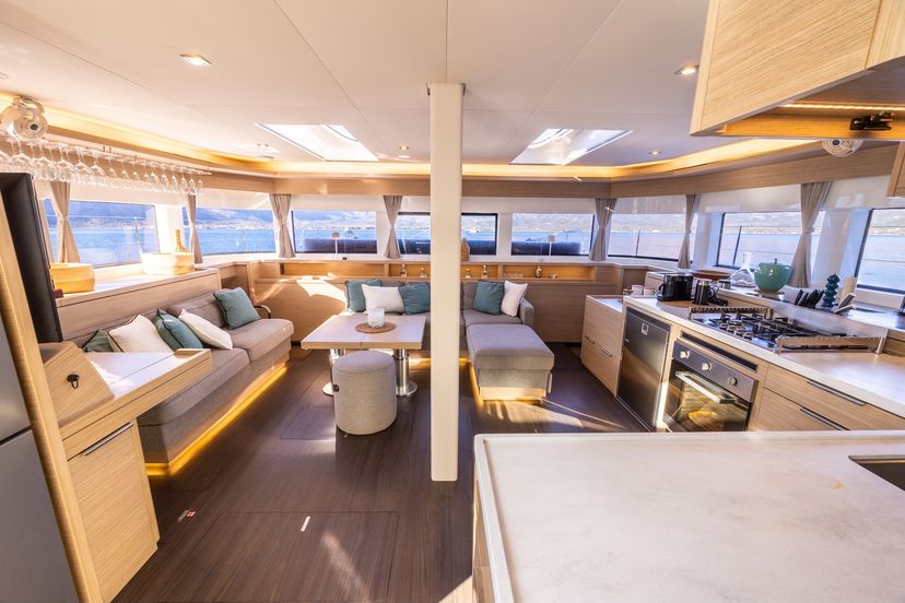 Lagoon 55 HUMBLE ONE