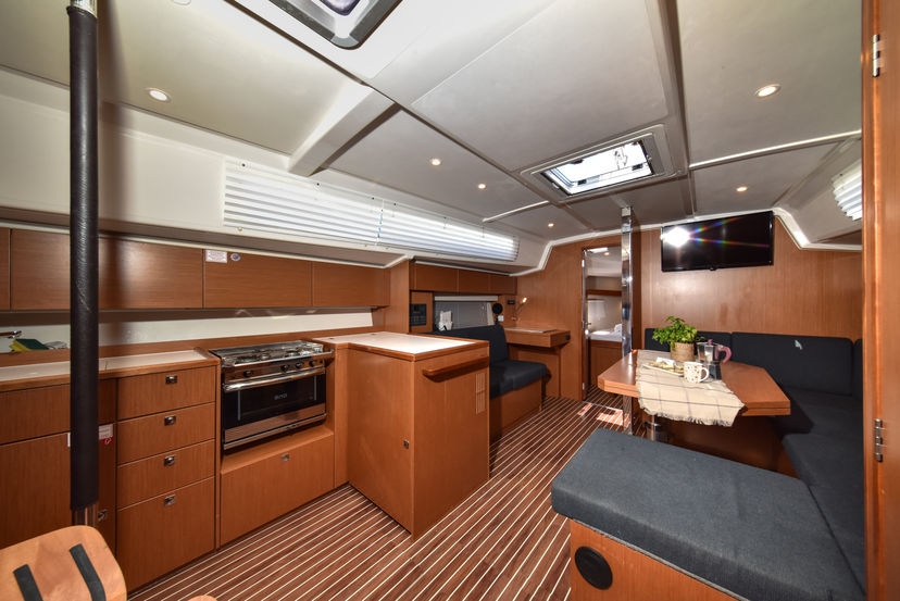 Bavaria Yachtbau C42 Bella