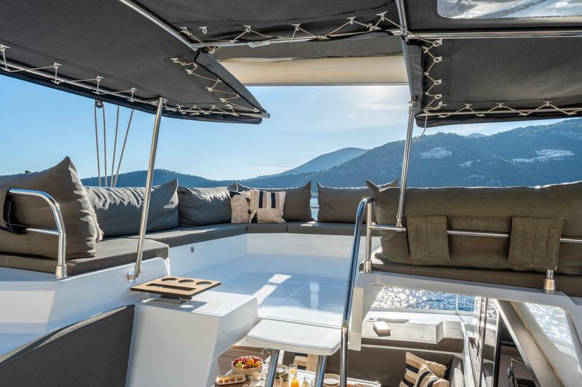 Fountaine Pajot 45 PHOEBE