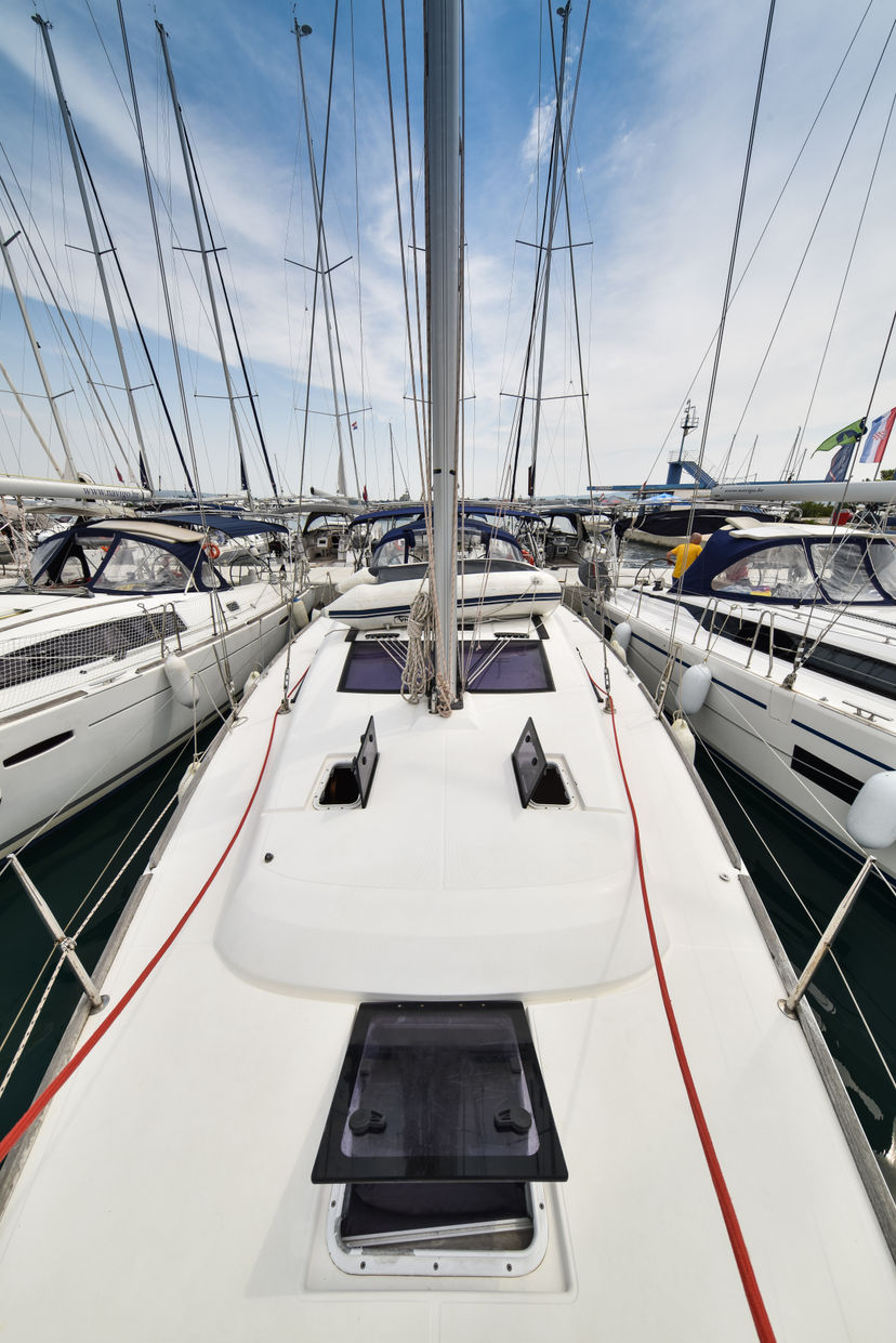 Dufour Yachts GRAND Stella