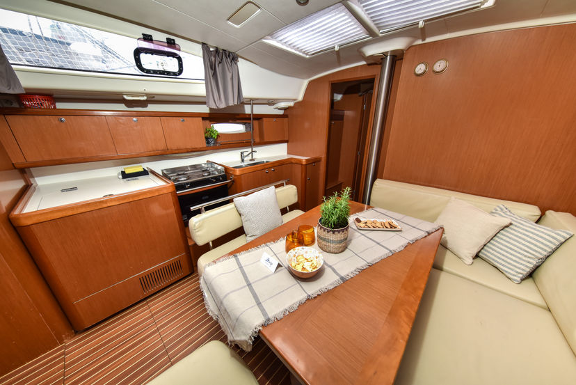 Beneteau OCEANIS 43 Playmaker