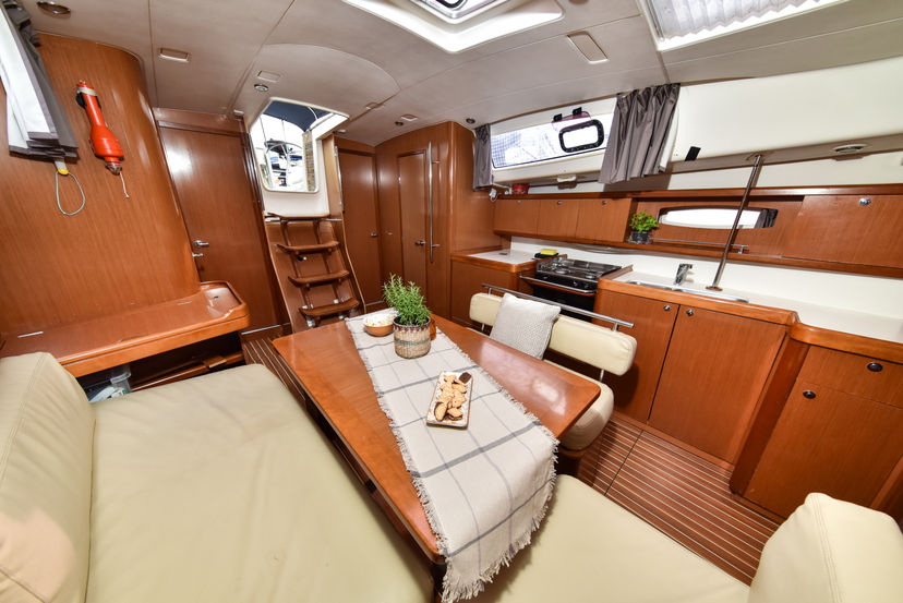 Beneteau OCEANIS 43 Playmaker