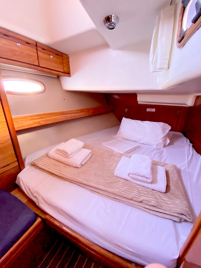 Bavaria Yachtbau 42 Iro (Pax 7)