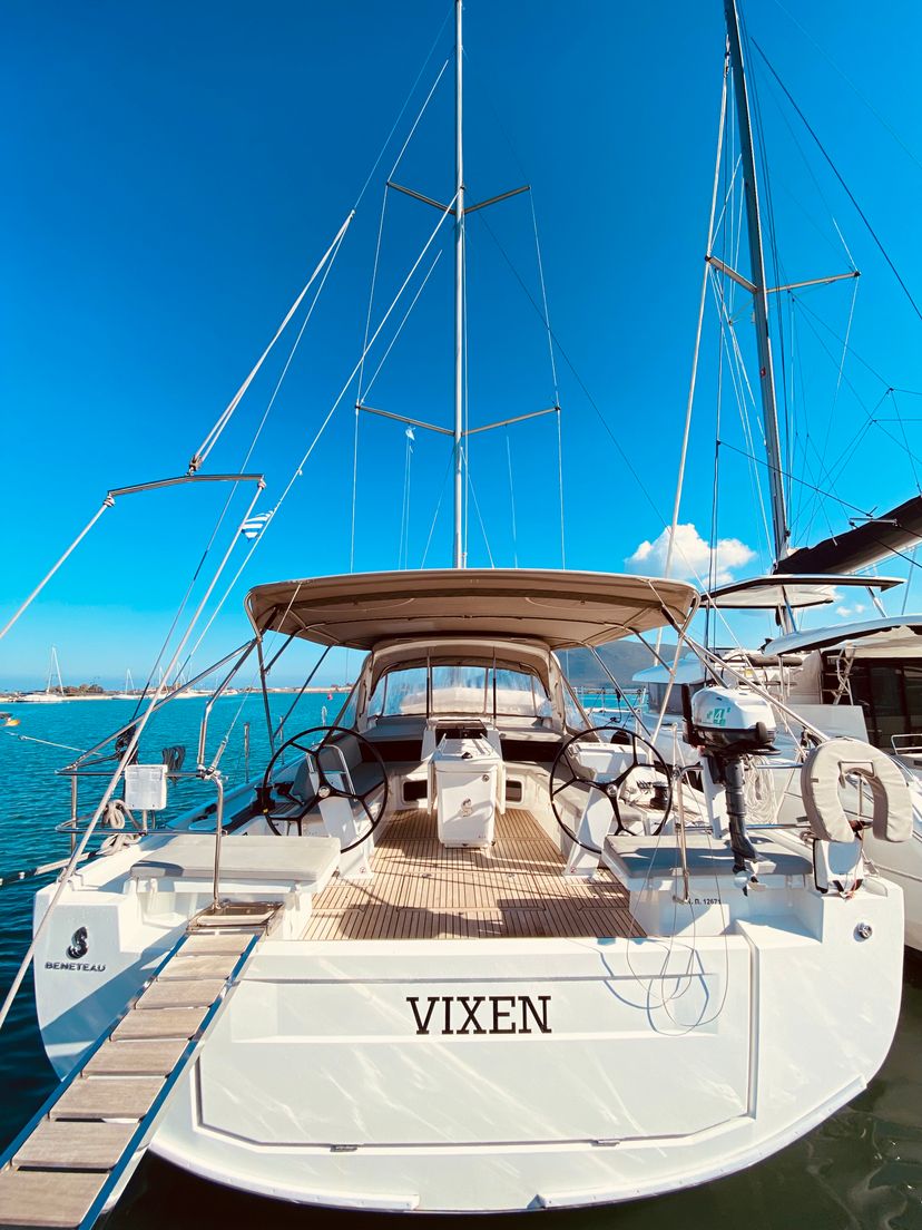 Beneteau OCEANIS 51.1 Vixen (Pax 12) 