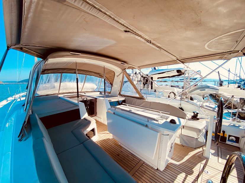 Beneteau OCEANIS 51.1 Vixen (Pax 12) 