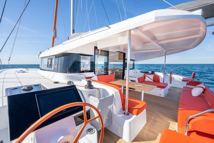 Excess Catamarans EX TWISTER