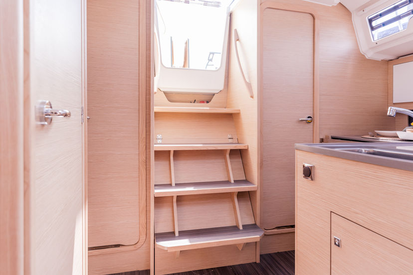 Dufour Yachts 37 Sunsail 37.3 Premium