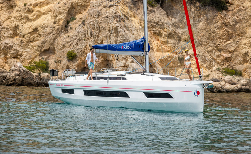 Dufour Yachts 41 Sunsail 41.3 Premium