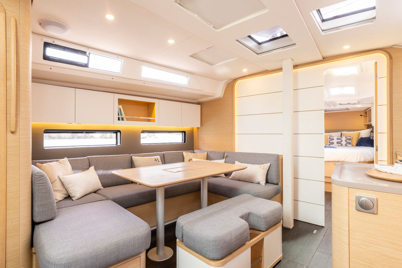 Dufour Yachts 41 Sunsail 41.3 Premium