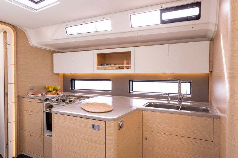Dufour Yachts 41 Sunsail 41.3 Premium