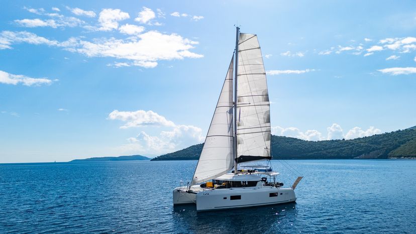 Lagoon 42 LUNA
