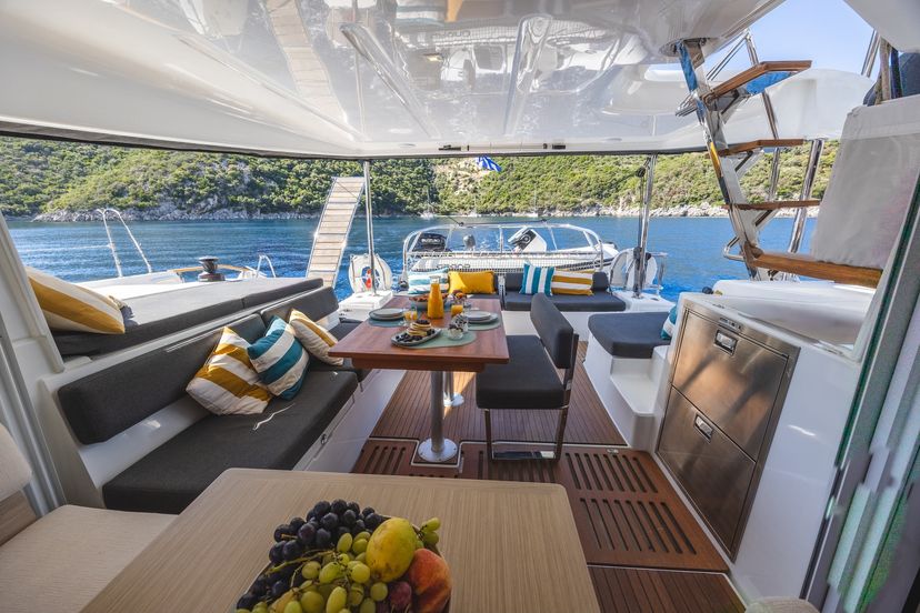 Lagoon 43 SOLANA