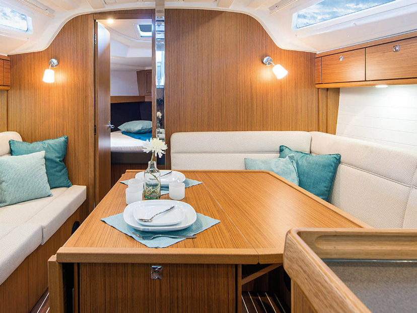 Bavaria Yachtbau 37 PRES-37T-24-CR