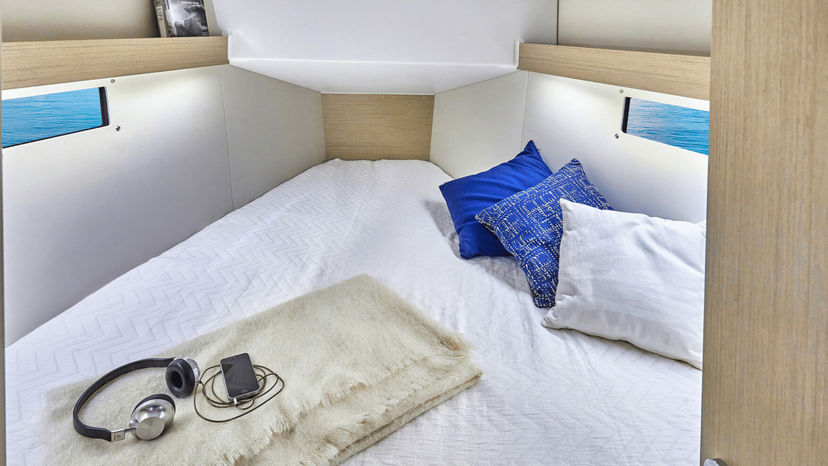 Beneteau 4.1 Oceanis 34.1 Premium