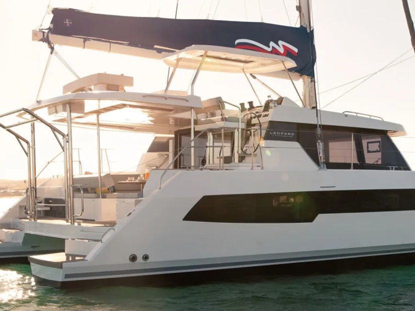 Leopard Catamarans 42 Moorings 4200/3/3 Exclusive