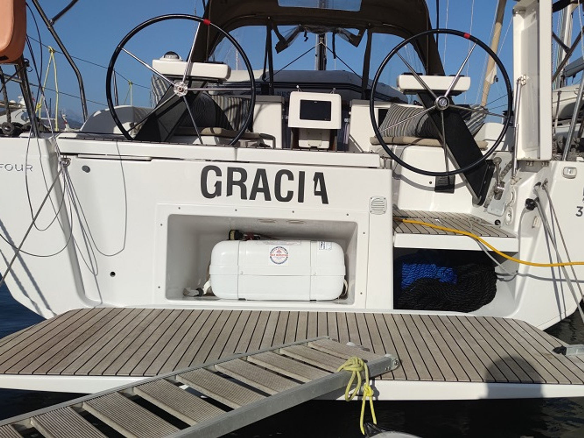 5274872100000103187_Gracia-main.jpg
