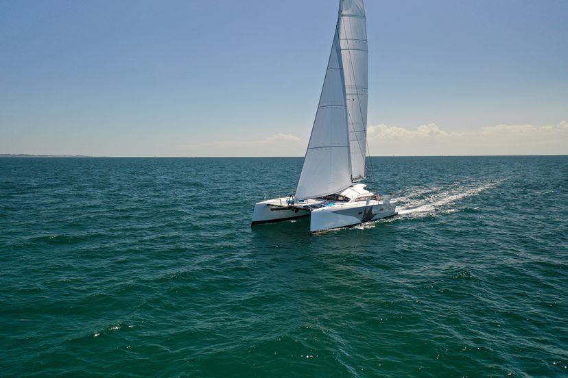 Marsaudon Composites 42 Manta Va'a