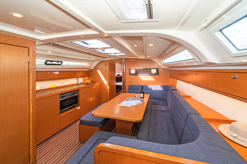Bavaria Yachtbau CRUISER 41 Altair