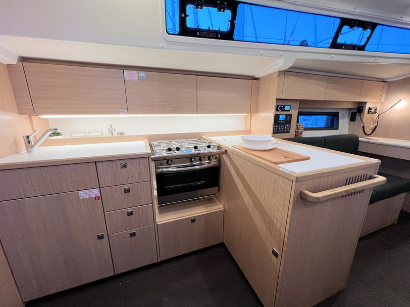 Bavaria Yachtbau 38 Mala Hana