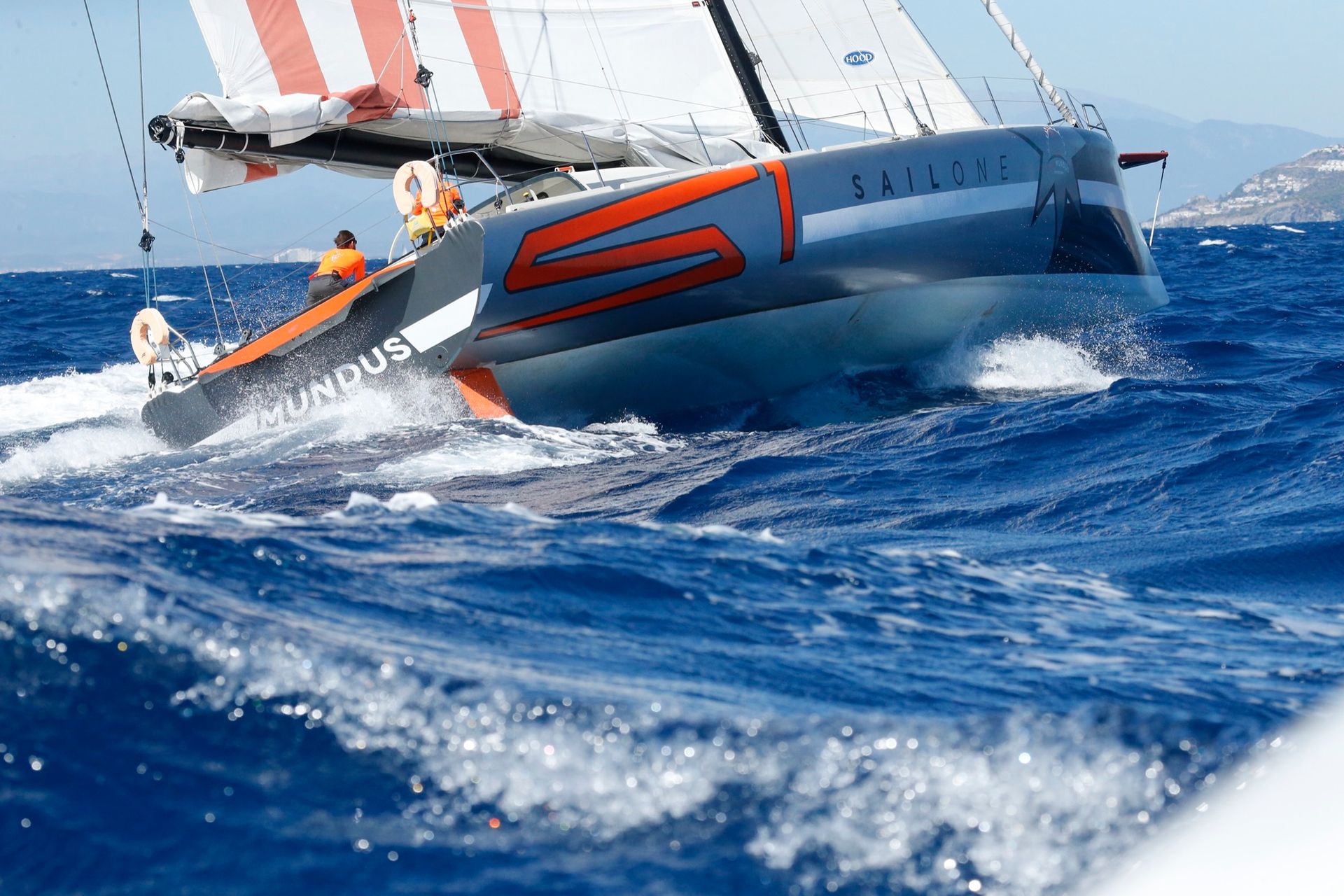 5334815950000106393_Imoca_60_ext2.jpg