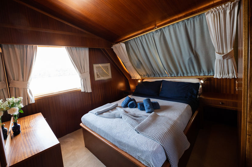 Perama Shipyard S 102 Elena