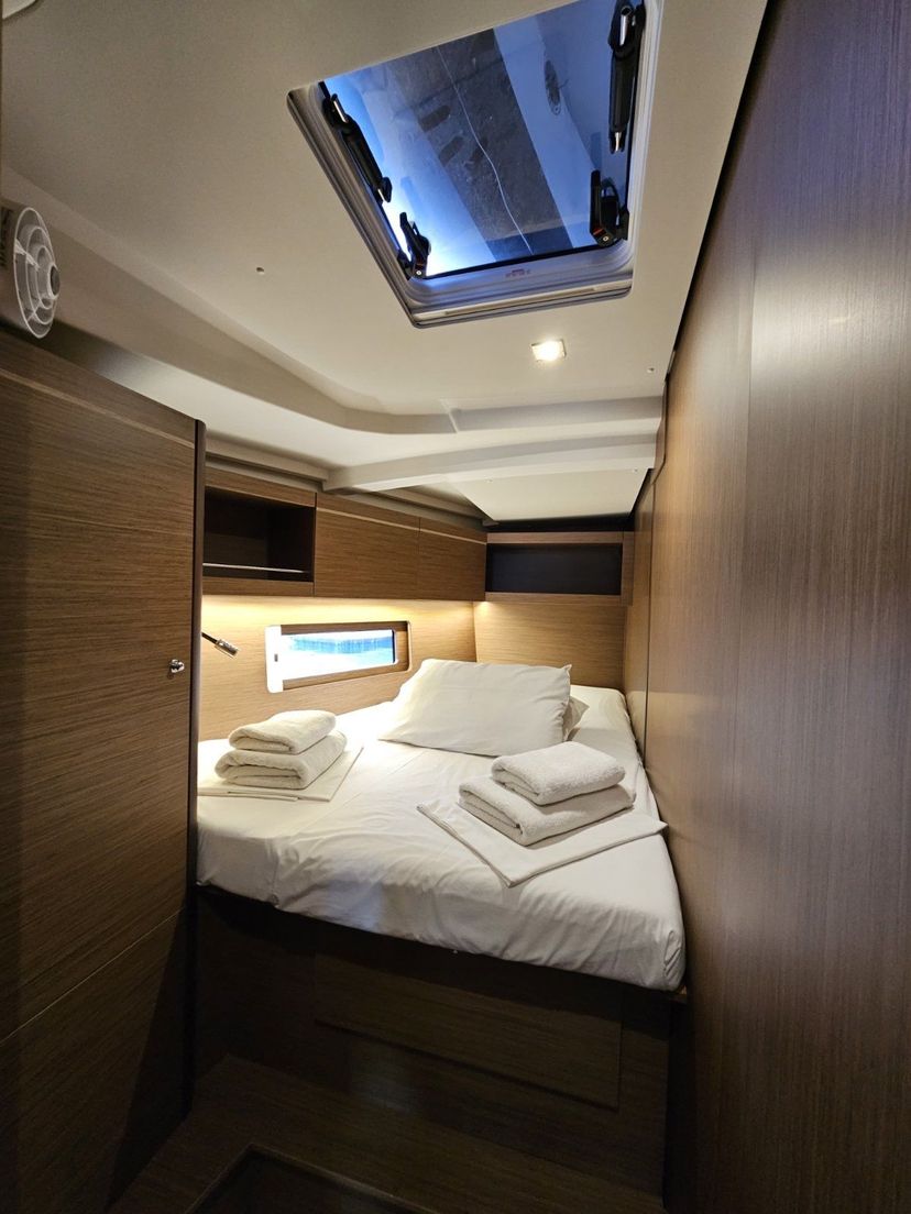Beneteau OCEANIS 46.1 Julia