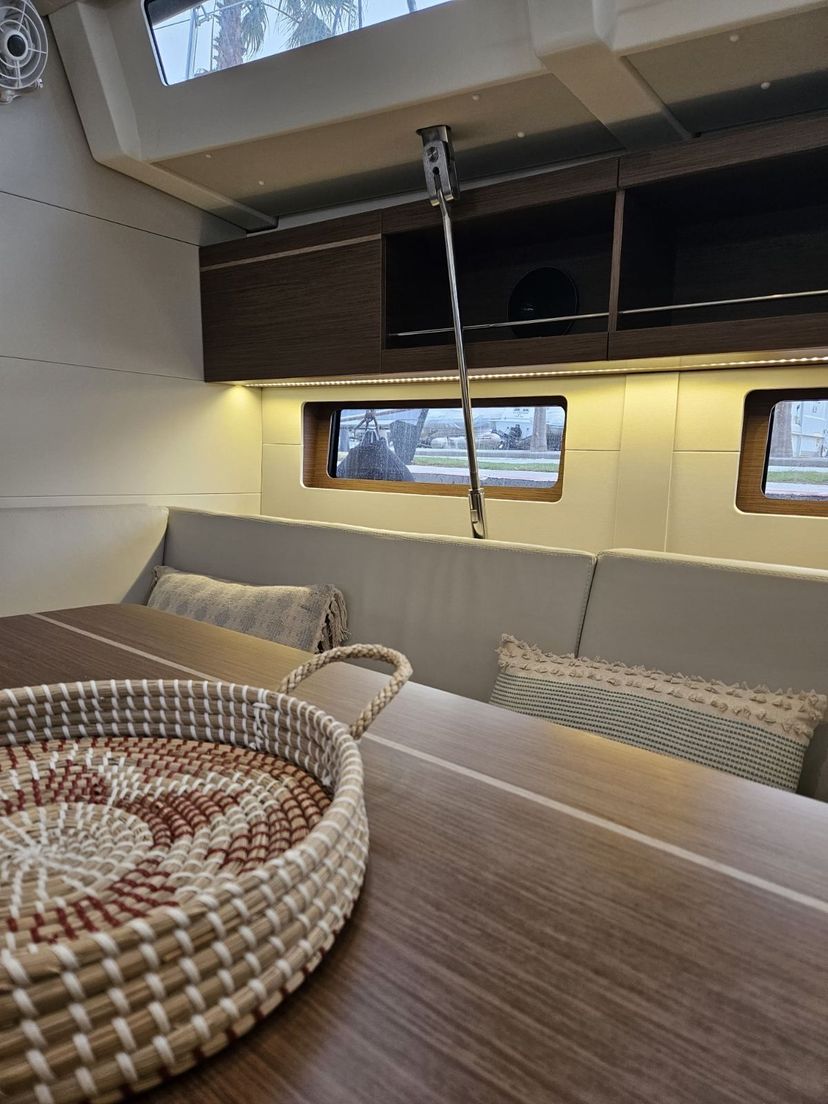 Beneteau OCEANIS 46.1 Julia